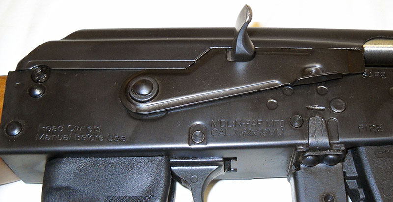 detail, M70 bolt hold-open